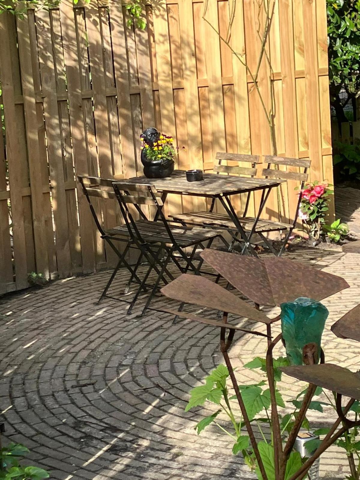 B En B Op Steendam, Tuinkamer Onder De Appelboom Экстерьер фото